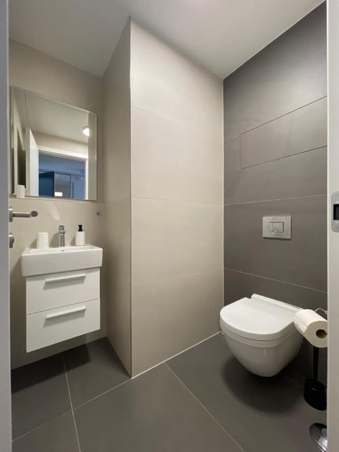 Sag Sky Park Residence Free Parking And Wi-Fi Pressburg Exterior foto